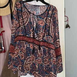 American Eagle flow top